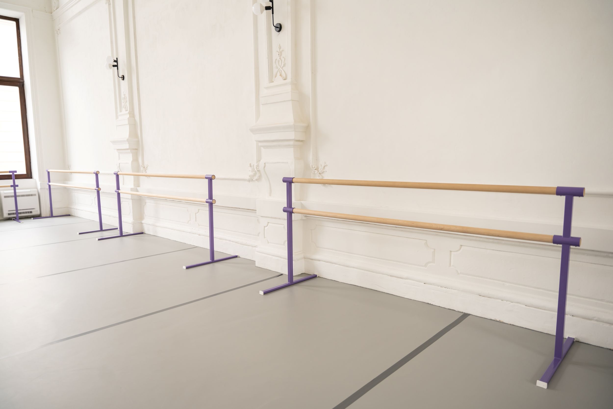 empty-ballet-dance-room-with-with-modern-light-interior
